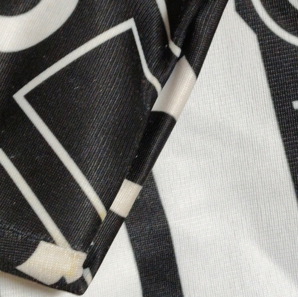 Adidas Black and White Logo Zip Up Jacket - Picture 6 of 10